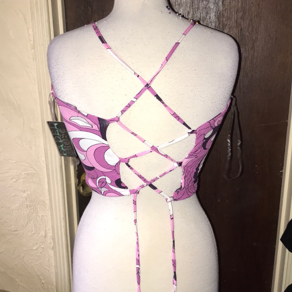 GROOVY CROP TOP‼️❤️ - Picture 2 of 2